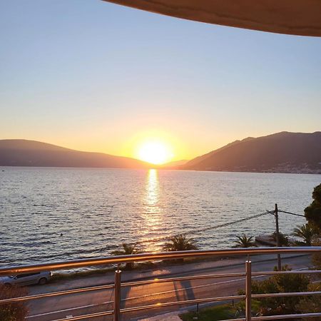 Matkovic Residence Tivat Eksteriør billede