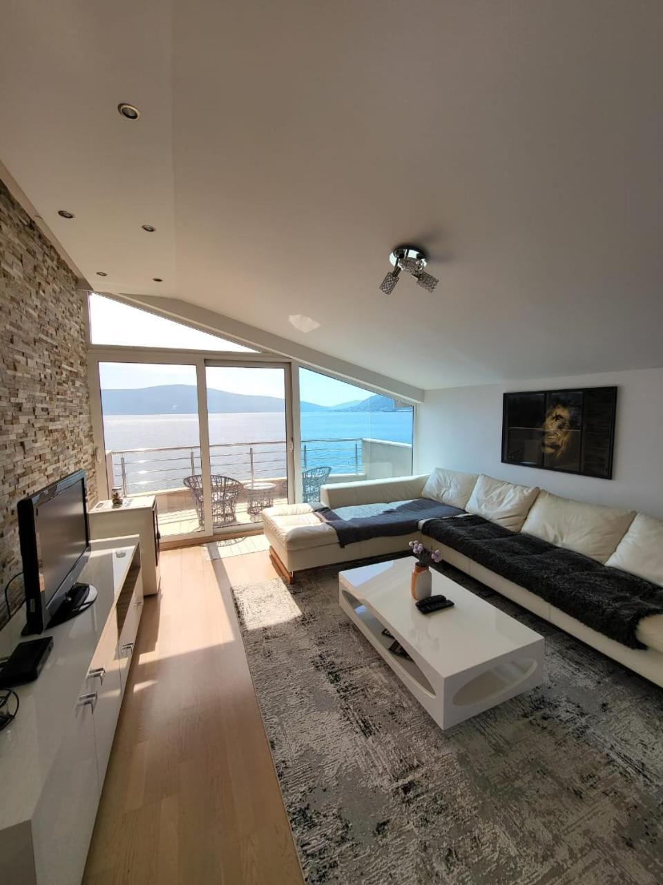 Matkovic Residence Tivat Eksteriør billede