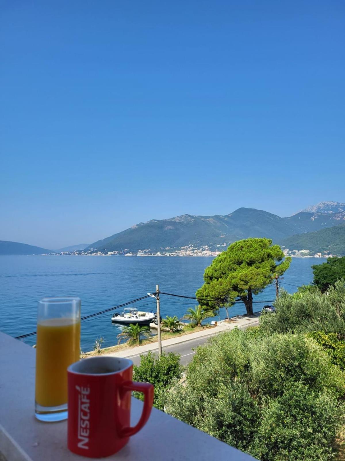 Matkovic Residence Tivat Eksteriør billede