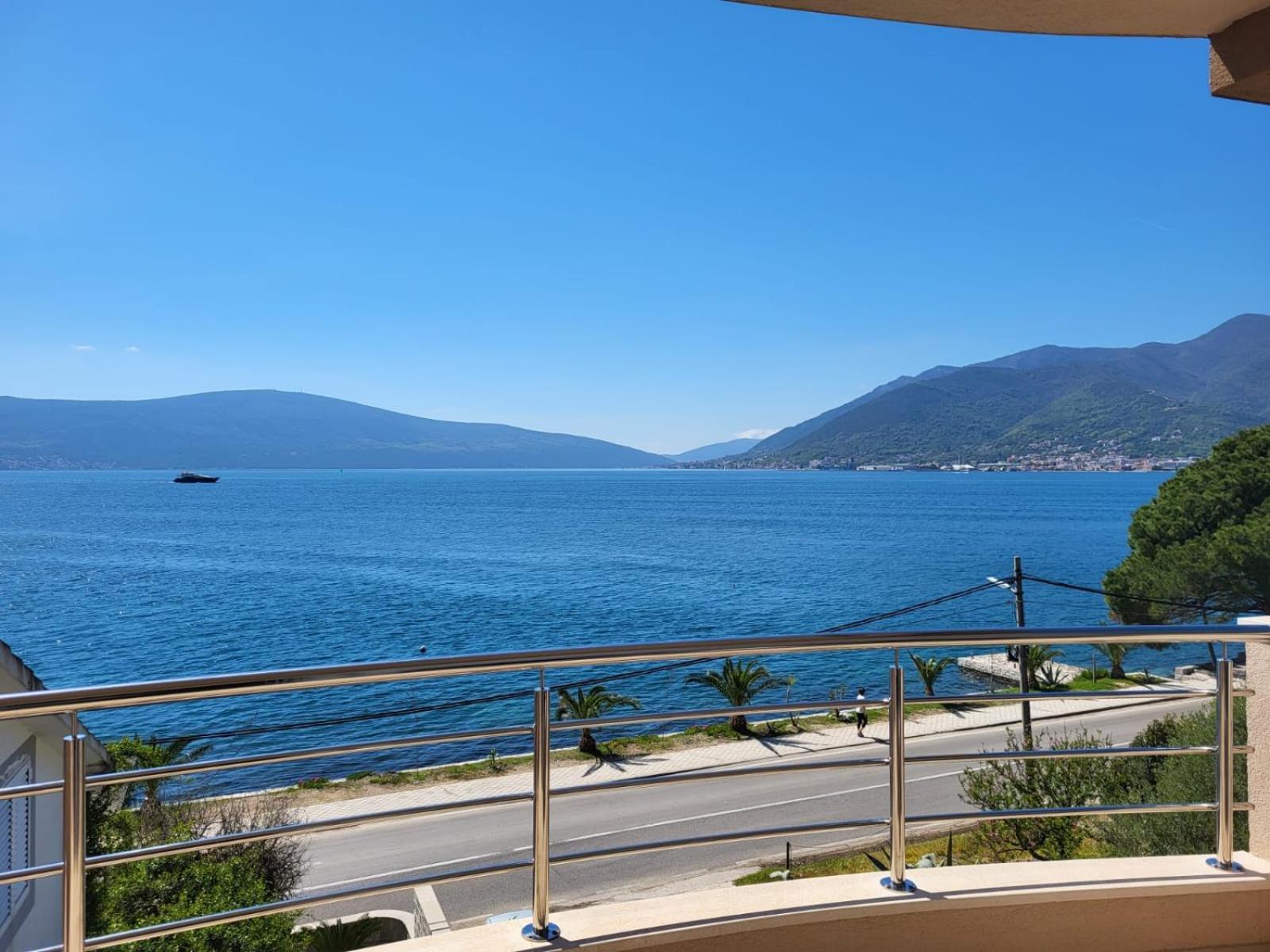 Matkovic Residence Tivat Eksteriør billede