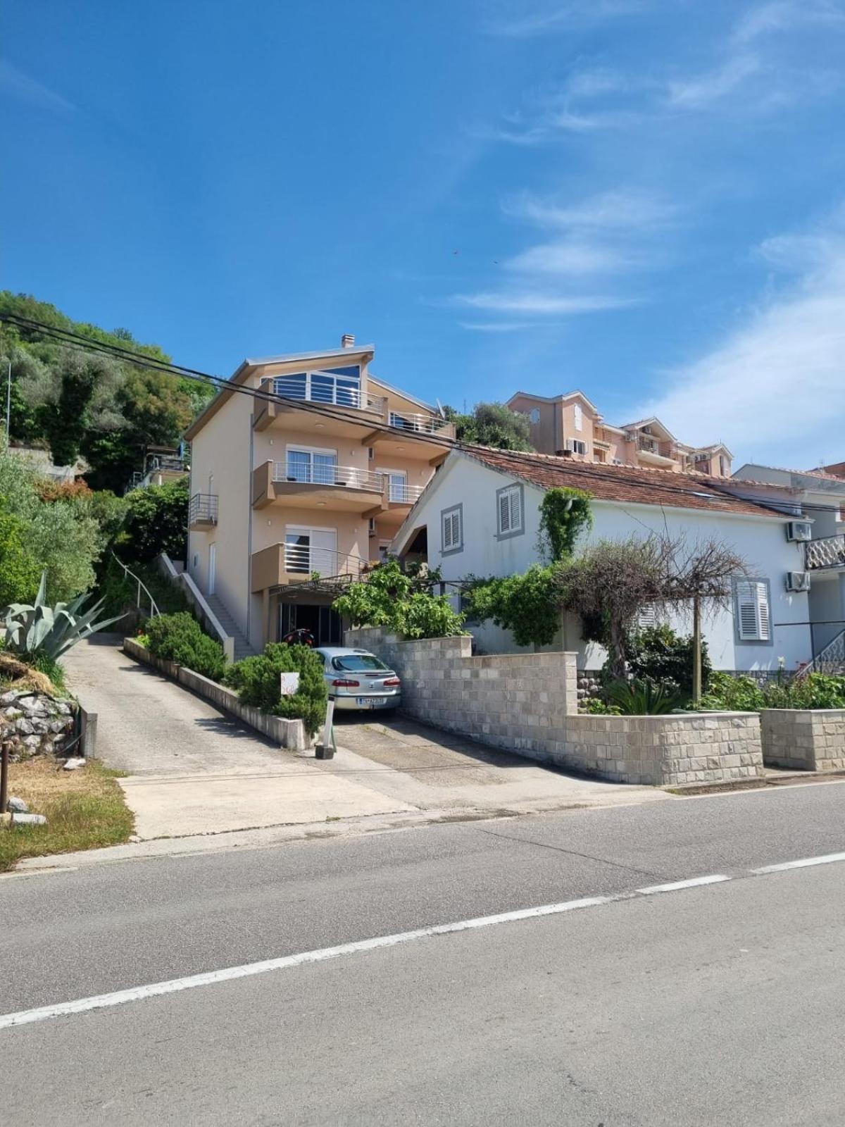 Matkovic Residence Tivat Eksteriør billede